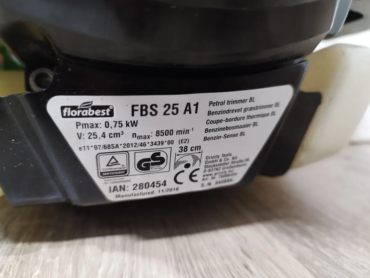 Strimmer for sale - Image 2