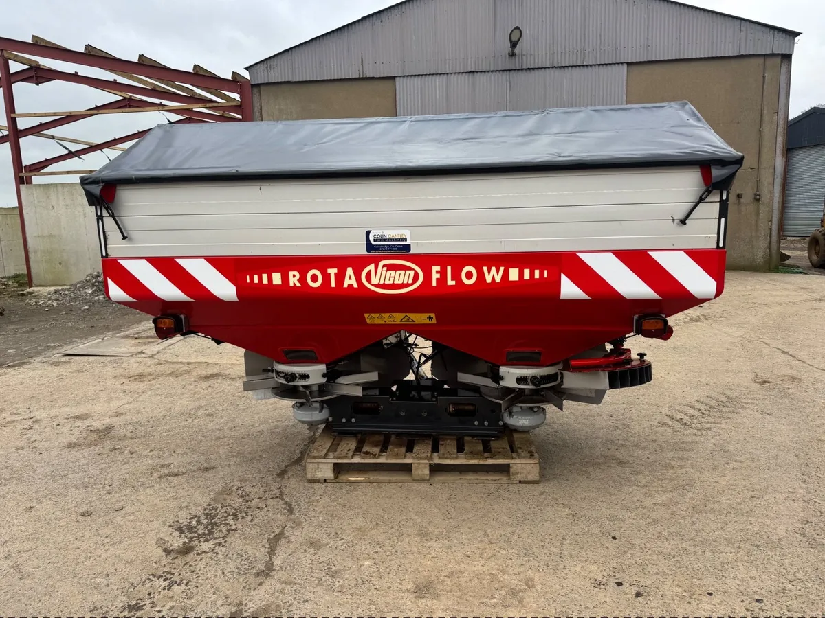 Fertiliser sower - Image 1