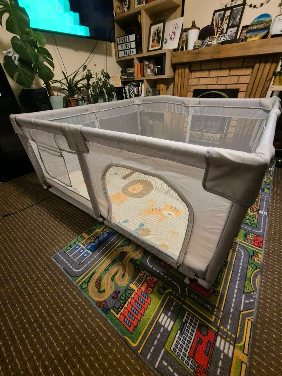 Playpen + Extras - Image 1