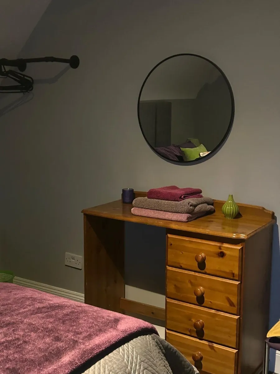 Bedroom furniture - Image 3