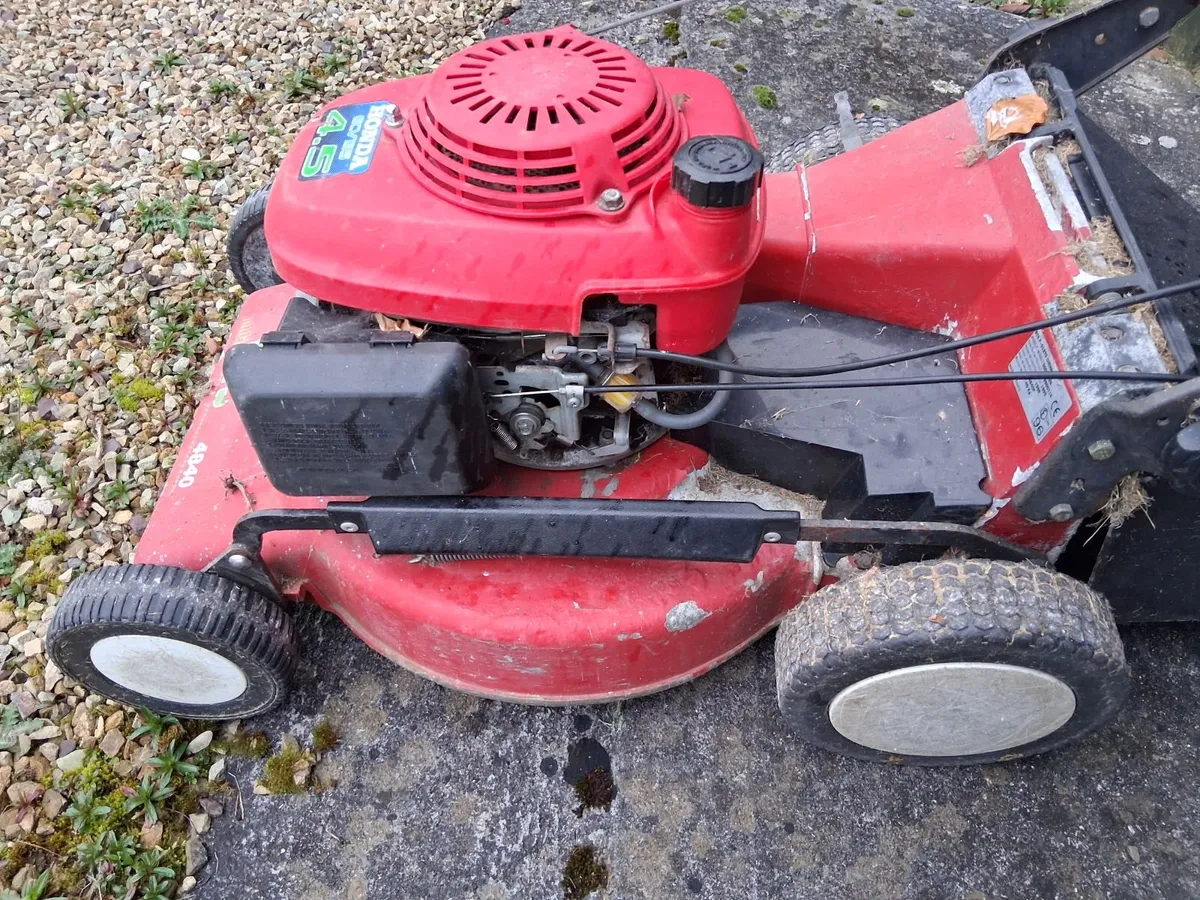 Honda Lawnmower. - Image 2