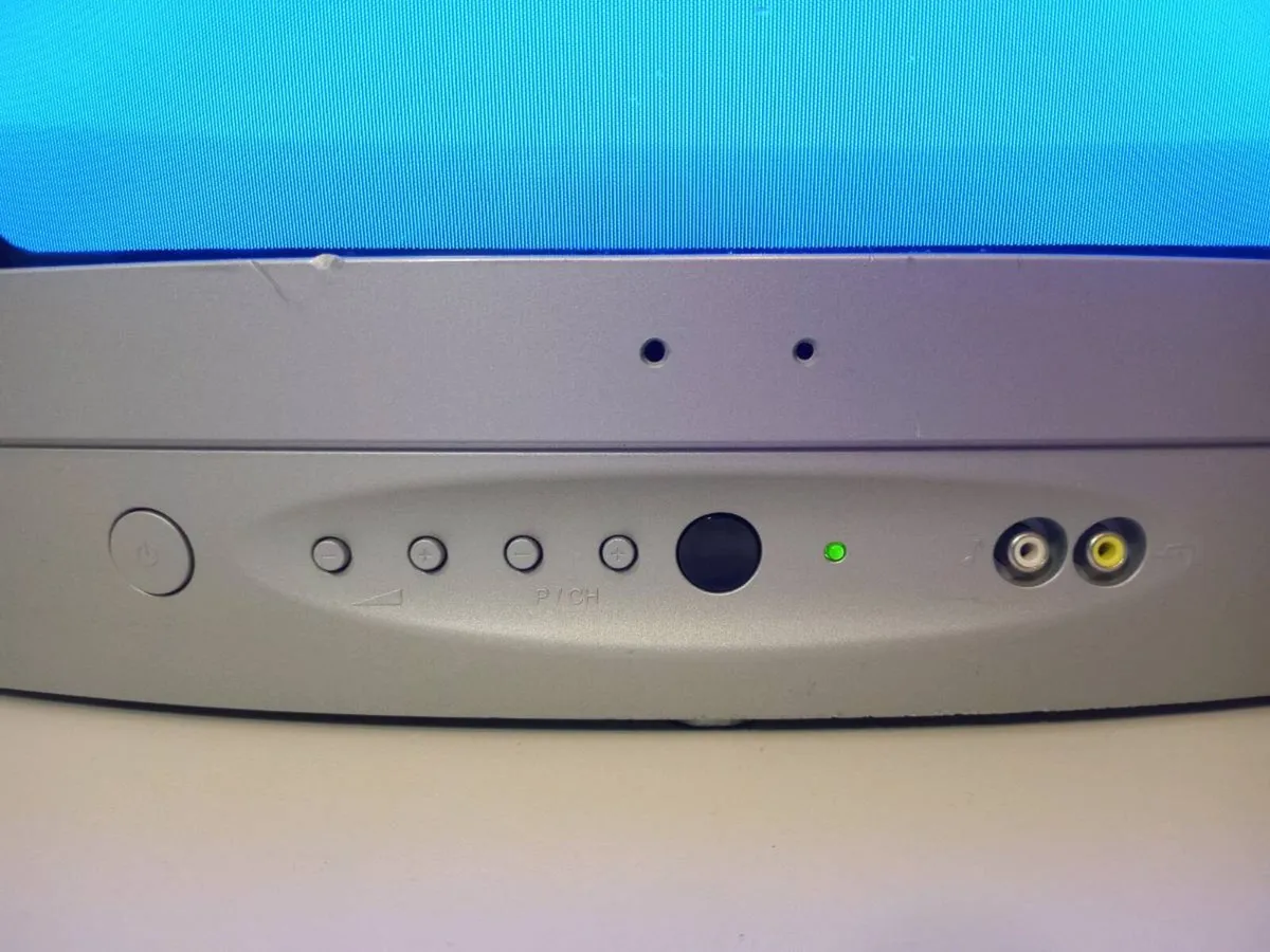 14" CRT TV SilverCrest CT1448-S (IE) with remote - Image 3