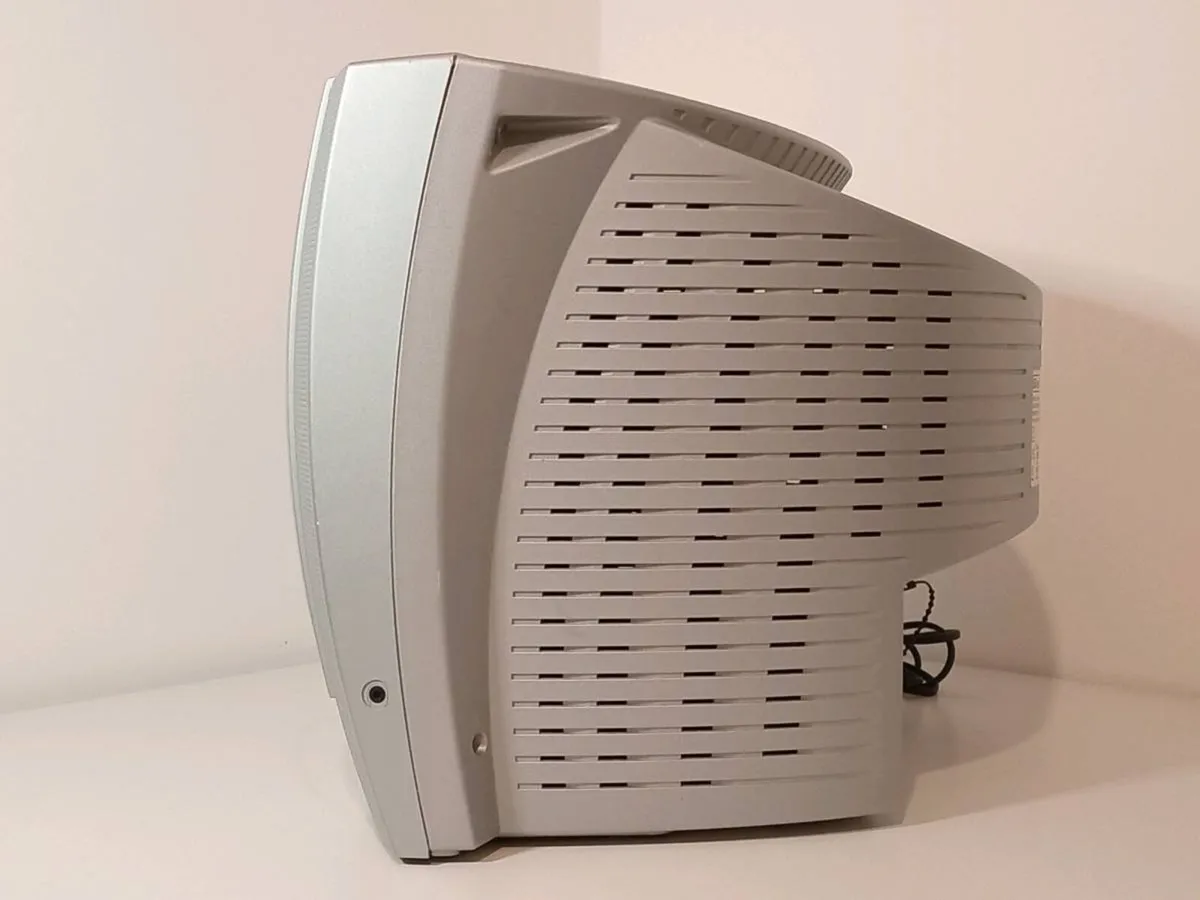 14" CRT TV SilverCrest CT1448-S (IE) with remote - Image 4