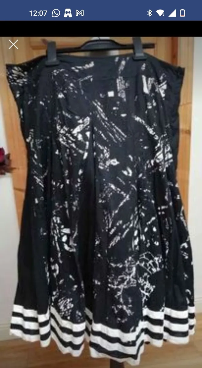 Ladies WFST Black and white cotton fully lined ski - Image 4