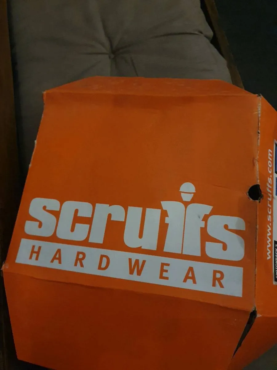 Scruffs safety boots - Image 3