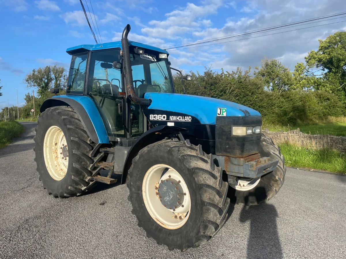 2000 New Holland 8360 - Image 1