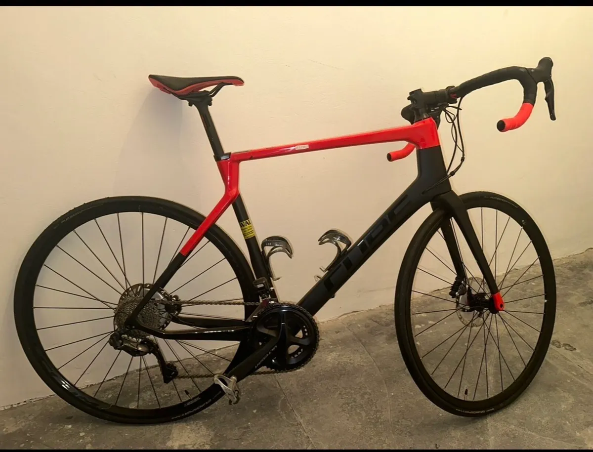Cube Racing Bike - Image 1