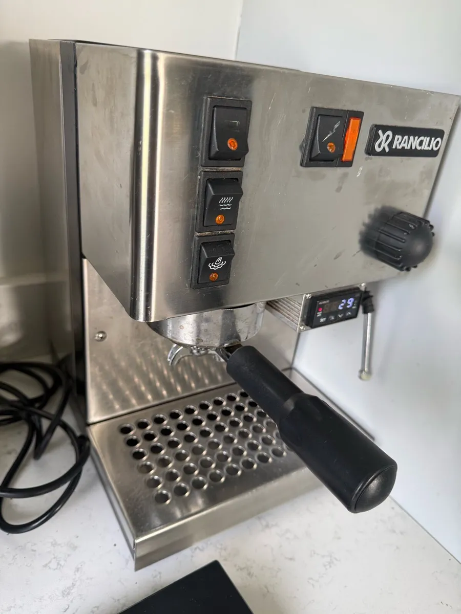 Excellent Italian Coffee Machine for sale - Image 3