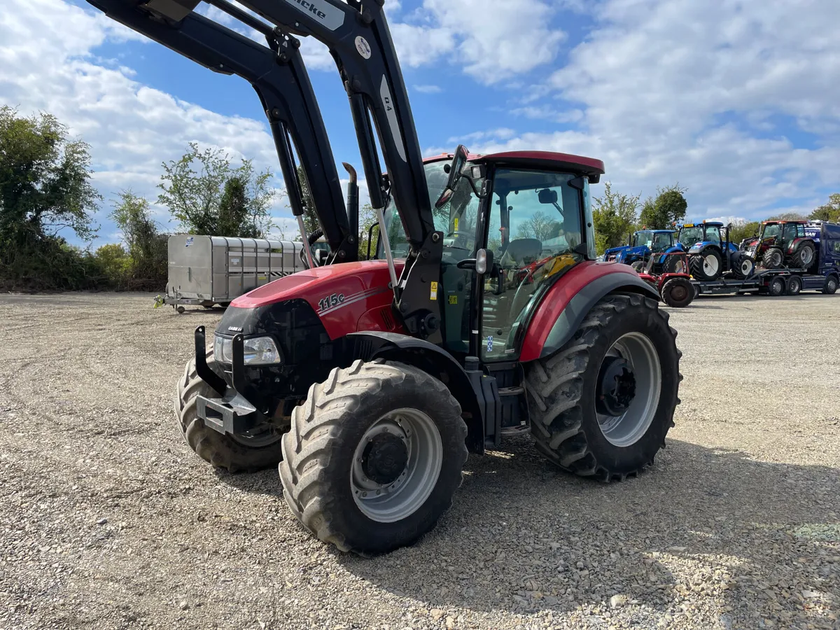2018 Case Farmall 115C with Loader - Image 3