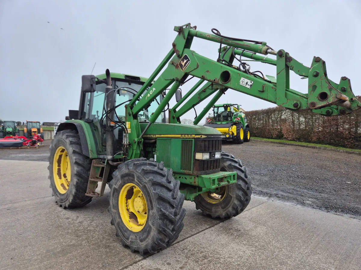 John Deere 6600 1996 - Image 1