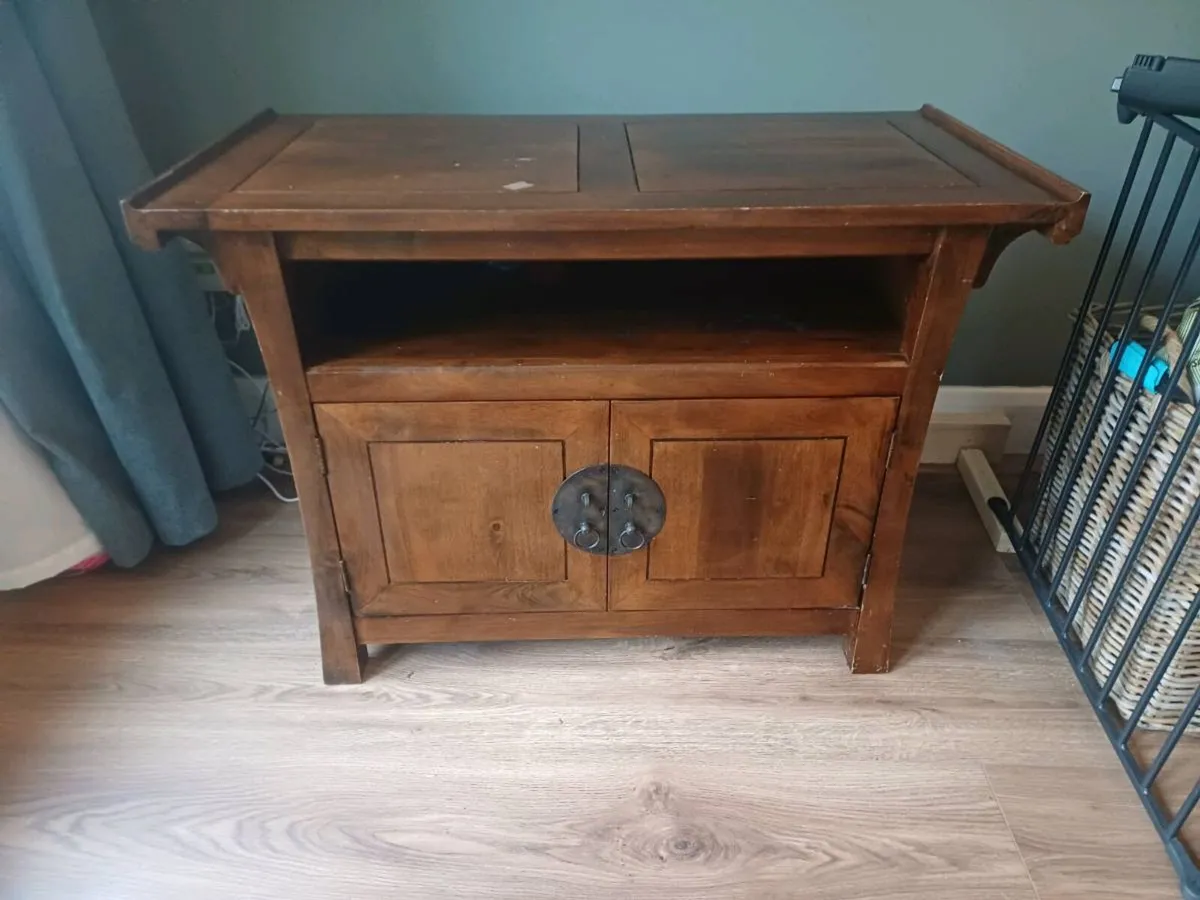 Cabinet TV stand - Image 3