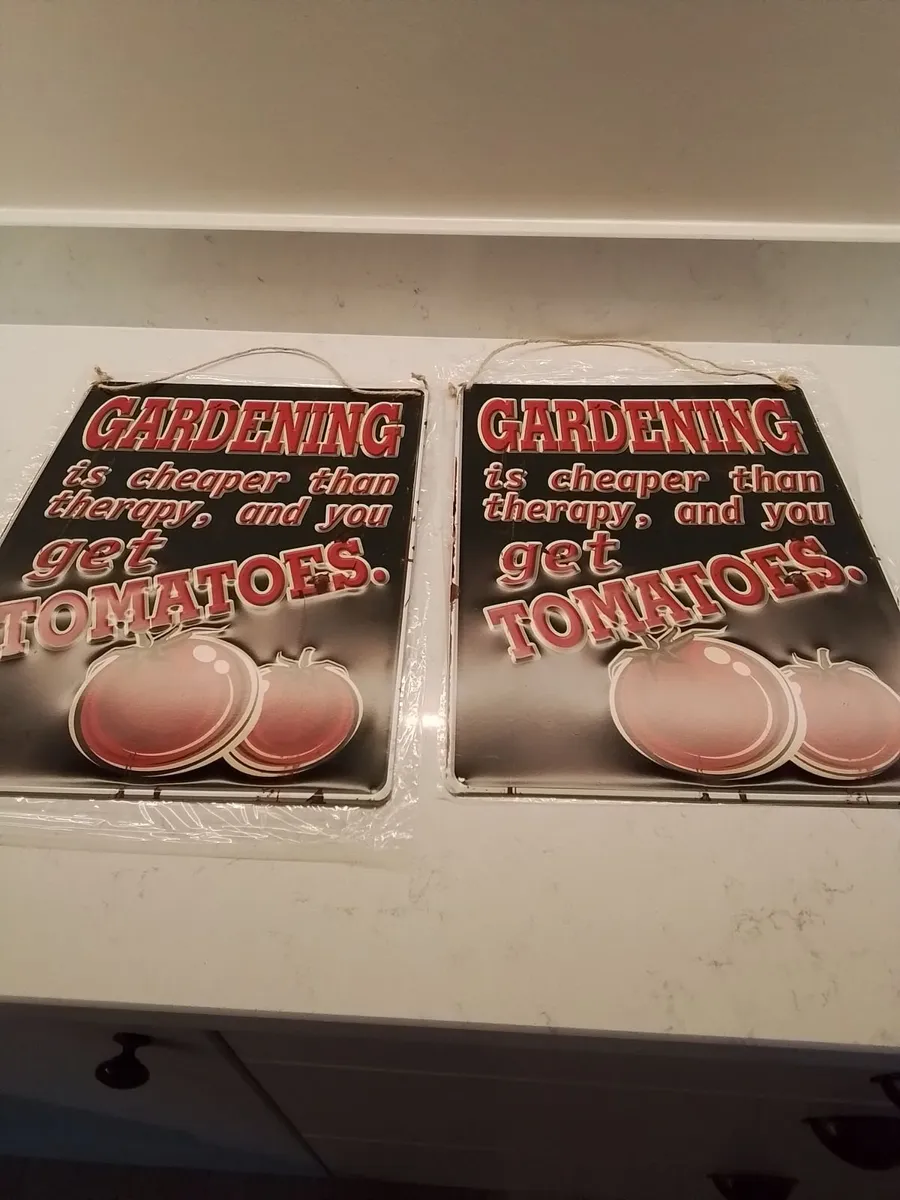 2 metal signs