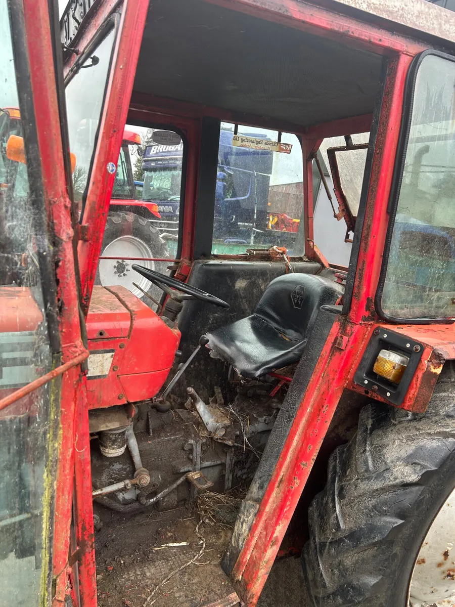 1984 Massey Ferguson 240 - Image 4