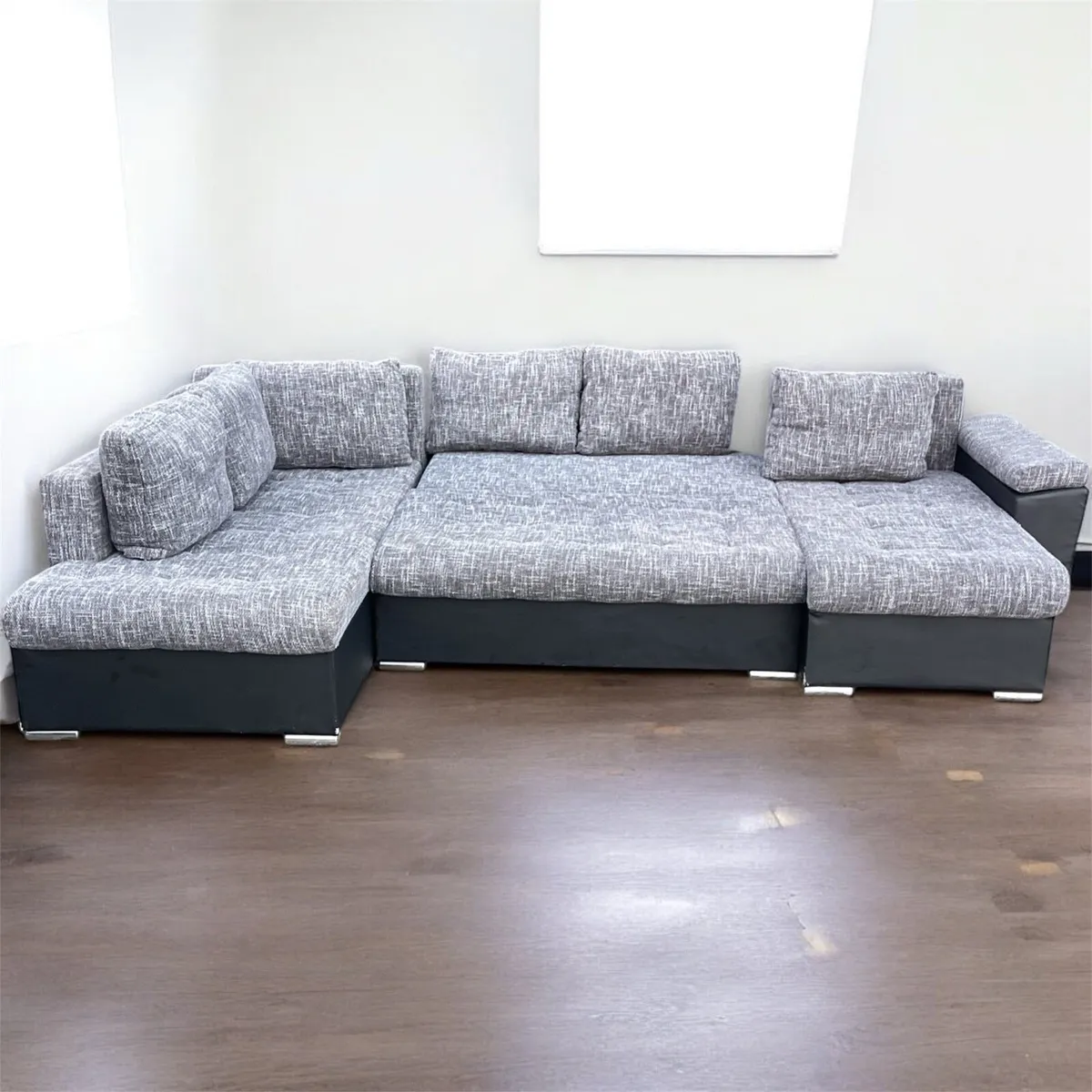 Large sofa - Image 1