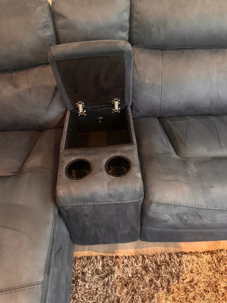 Large Electric recliner corner sofa with L shape - Image 2