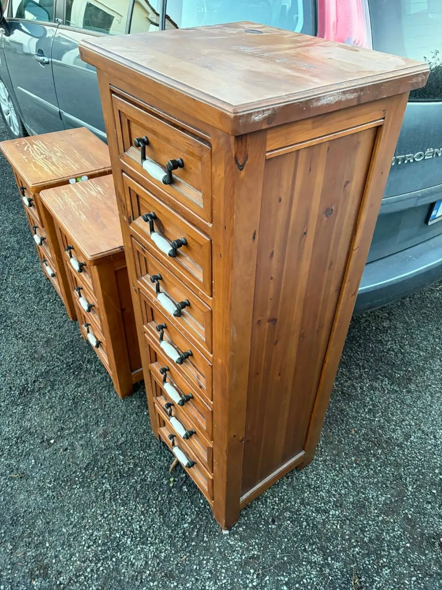 Tall unit / tall boy . Chest of drawers - Image 2