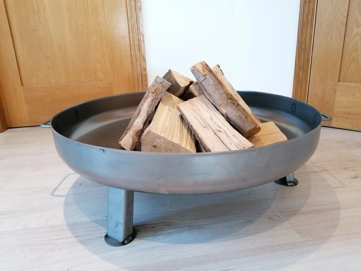 Round Fire Pit Bowl firepit 80cm ..Free Delivery - Image 1