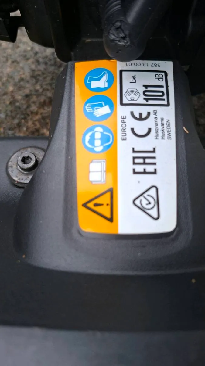 Hedge trimmer - Image 2