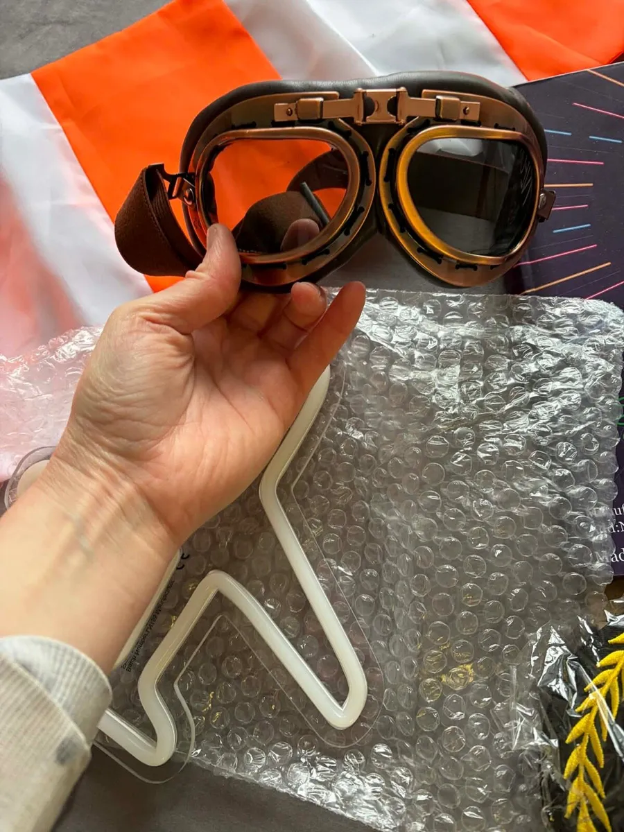 Airport home decorations - Image 4