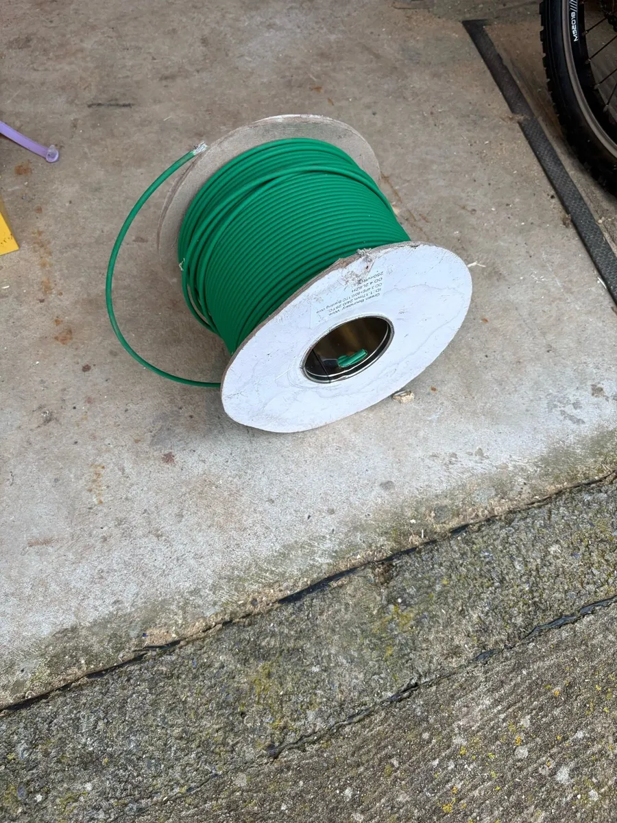 Automower / robot lawnmower armoured cable