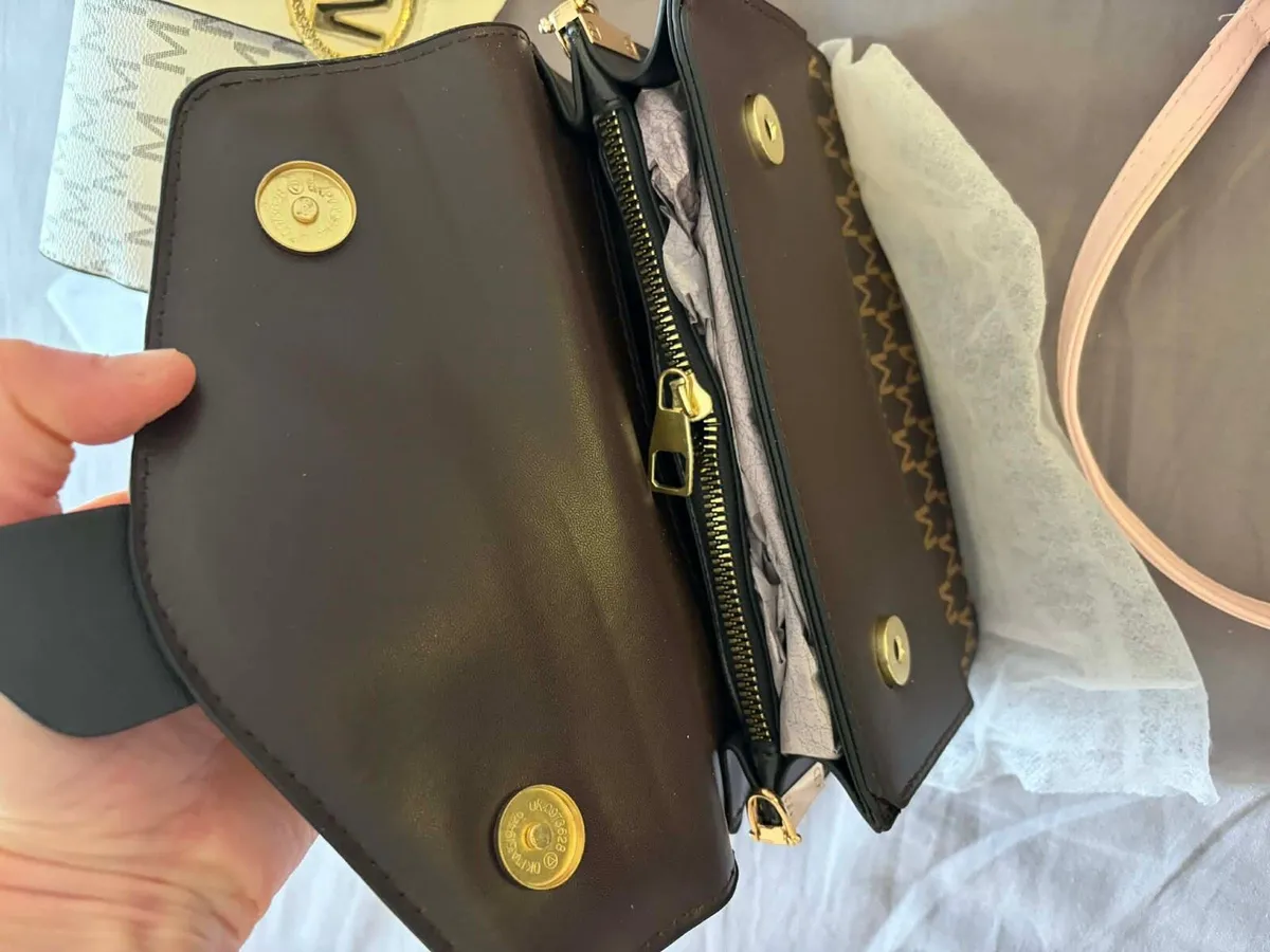 Ladies hand bags - Image 2