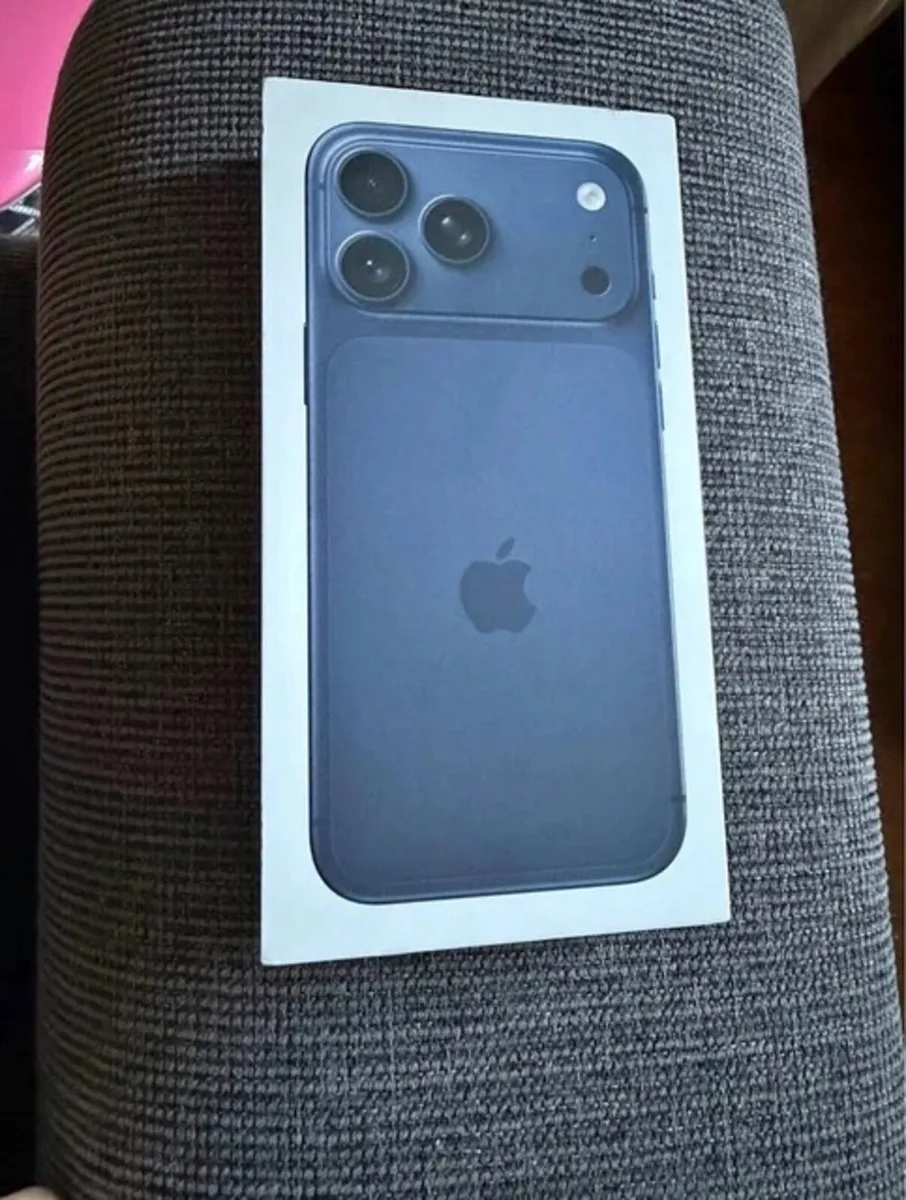 Brand new & sealed iPHONE 17 Pro Max