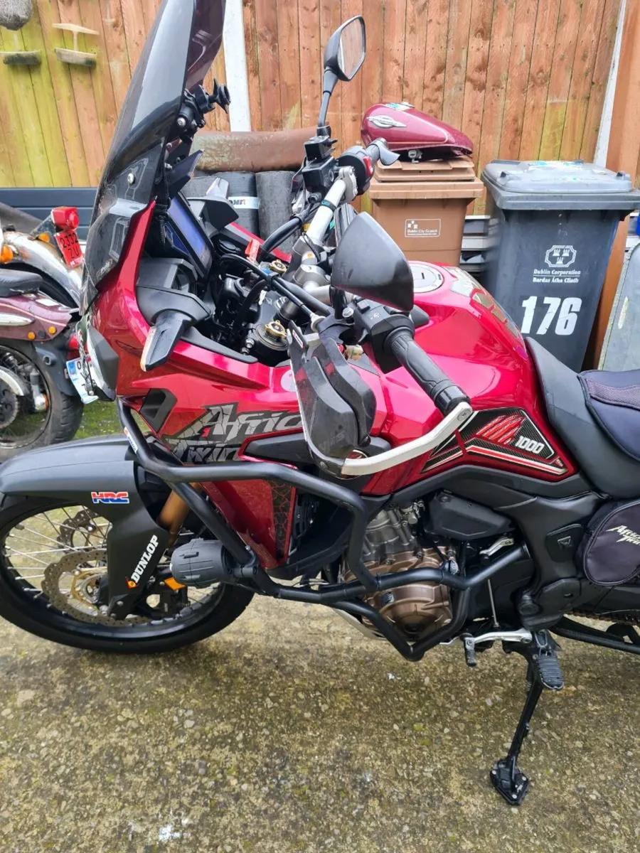 Africa Twin CRF1000L - Image 2