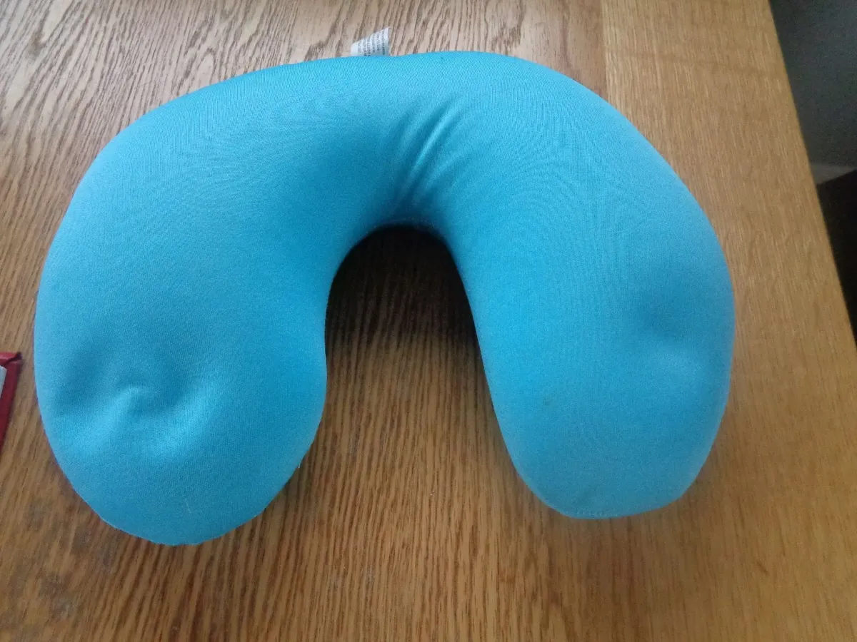 Neck Support Pillow for Sale - Image 2