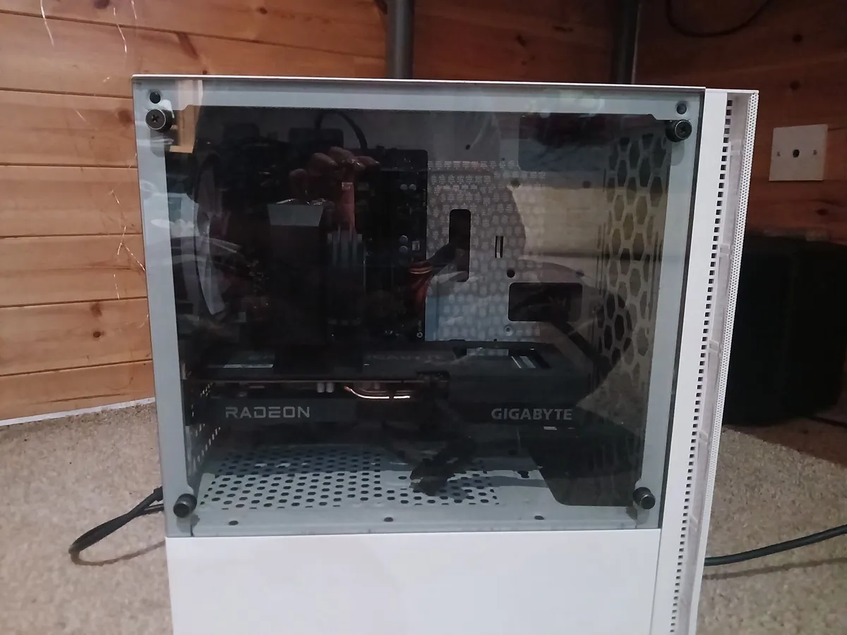 Computer [pc] - Image 2