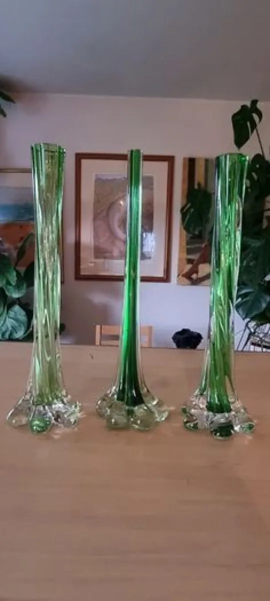 Three vintage elephant foot vases - Image 4