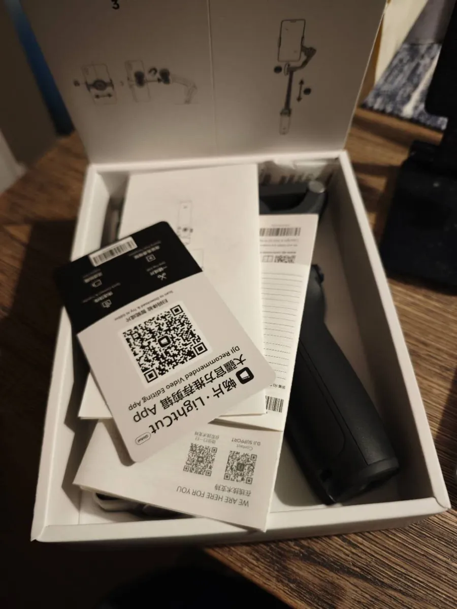 DJI OSMO Mobile 6 Smartphone Stabilizer - Image 3