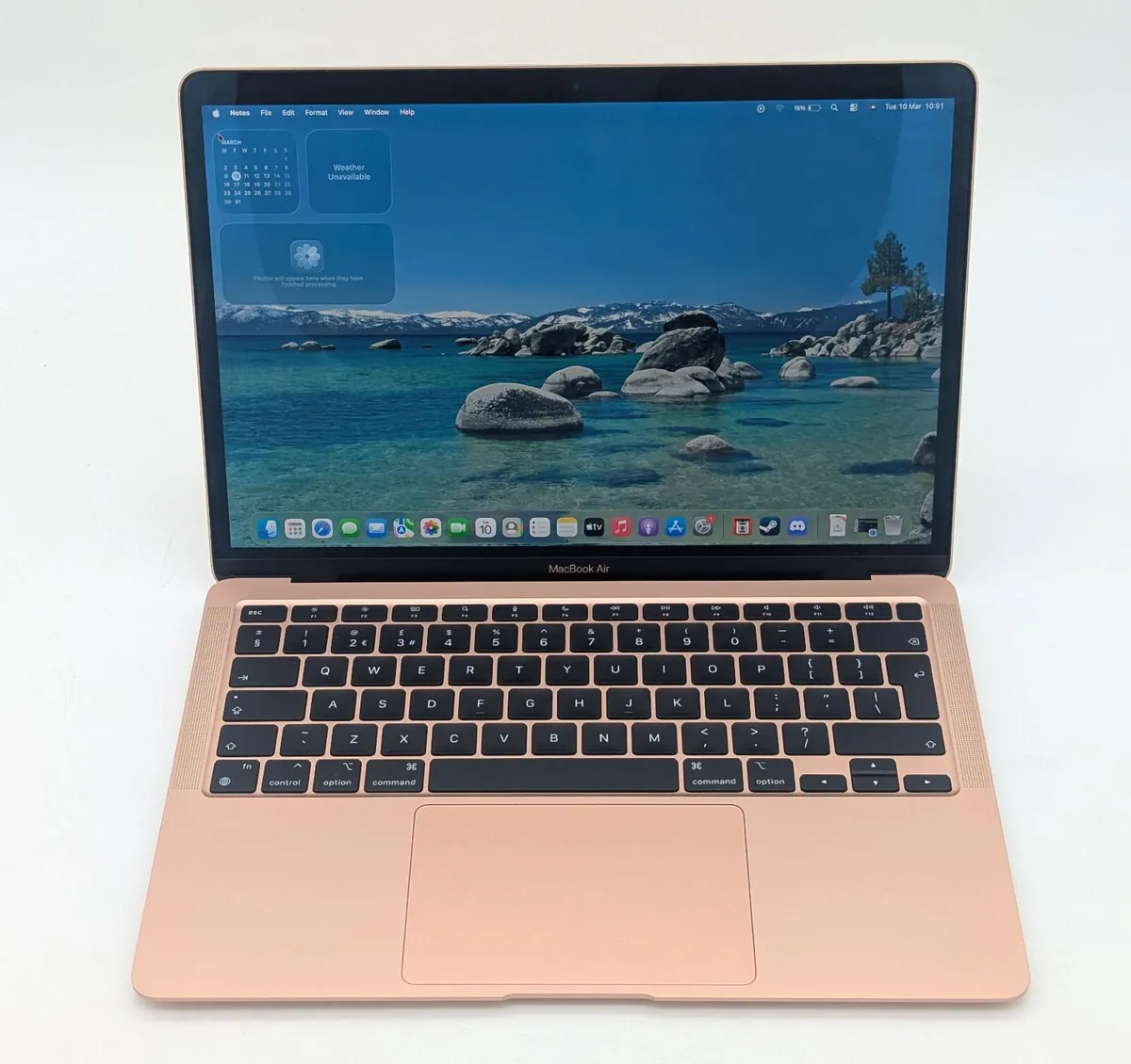 Apple MacBook Air M1 - Image 1