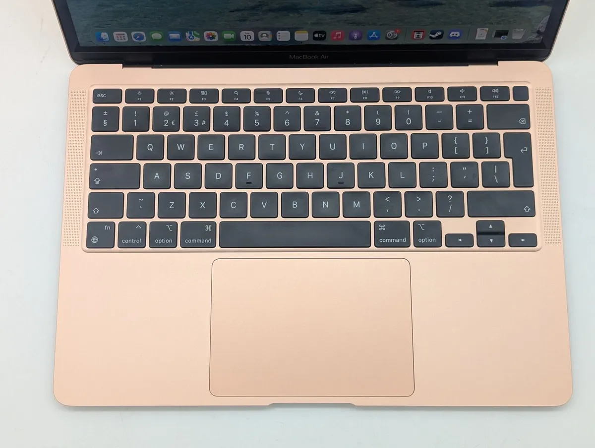 Apple MacBook Air M1 - Image 3