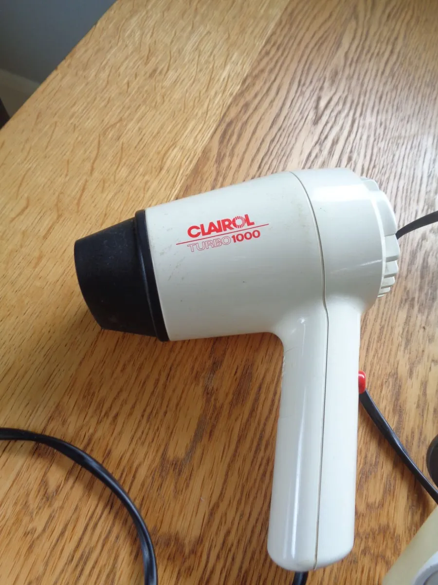 Clairol Turbo 1000 Hairdryer for Sale - Image 4