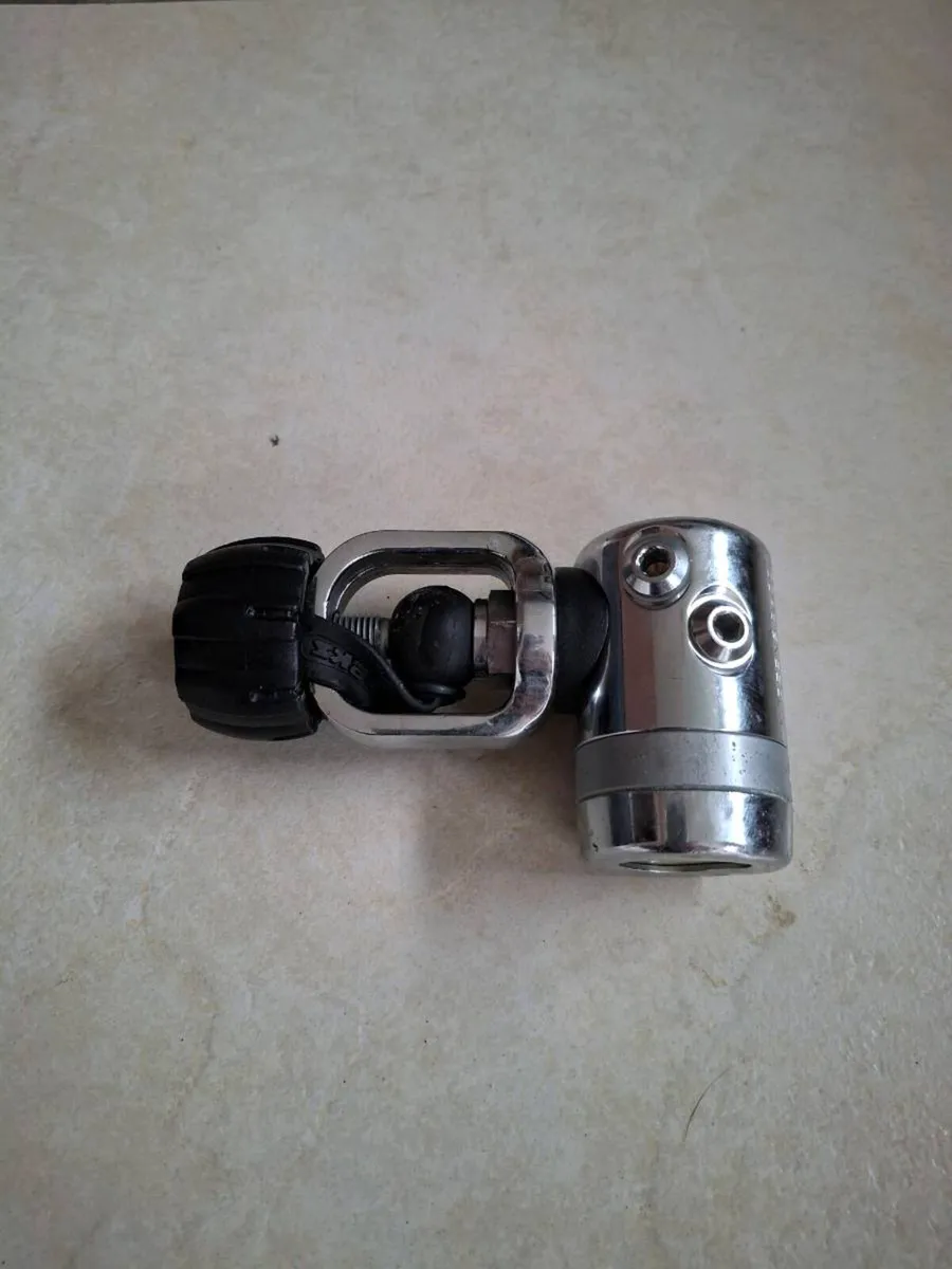 APEKS dive regulators - Image 2