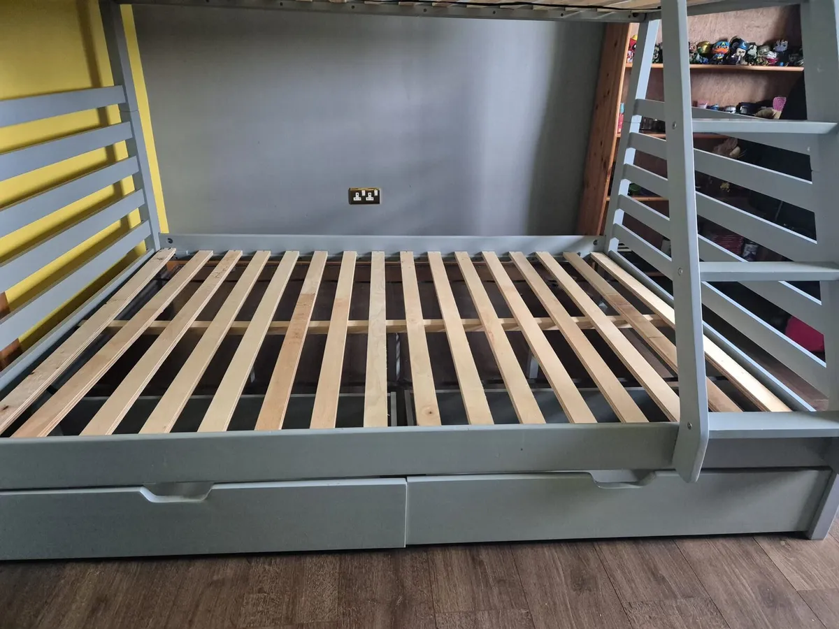 Double and Single Bunk bed - Image 3