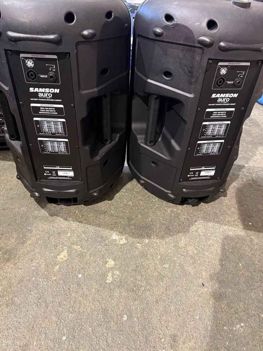Samson Auro D12 speakers - Image 2
