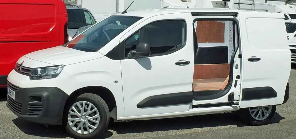 2020 Citroen Berlingo Small Panel Van - Image 2