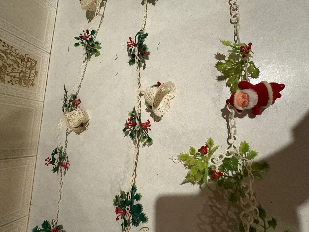Vintage Christmas decorations - Image 2