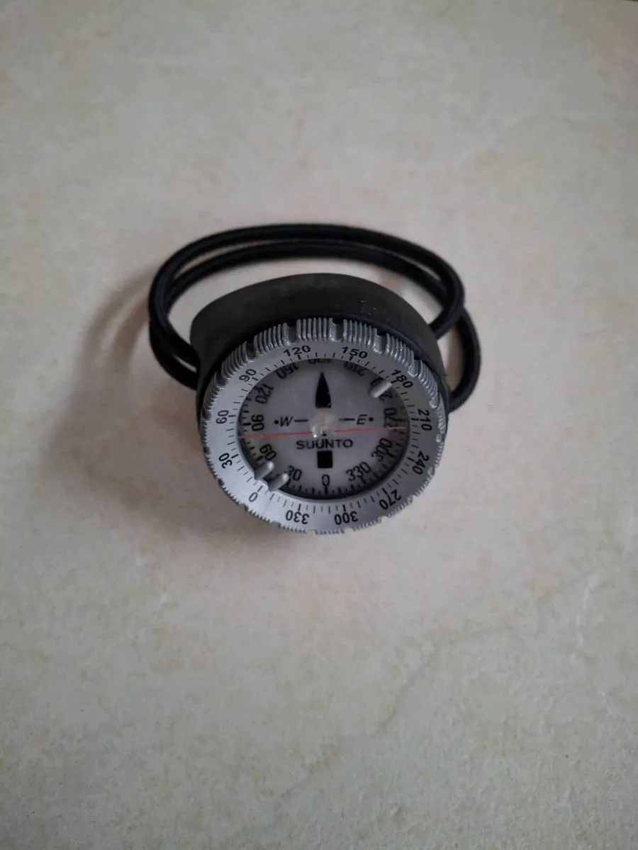 Dive Compass