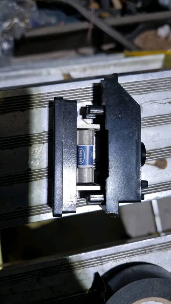 Vintage fuses - Image 4