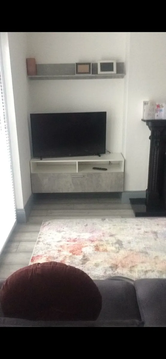 Tv storage unit - Image 1