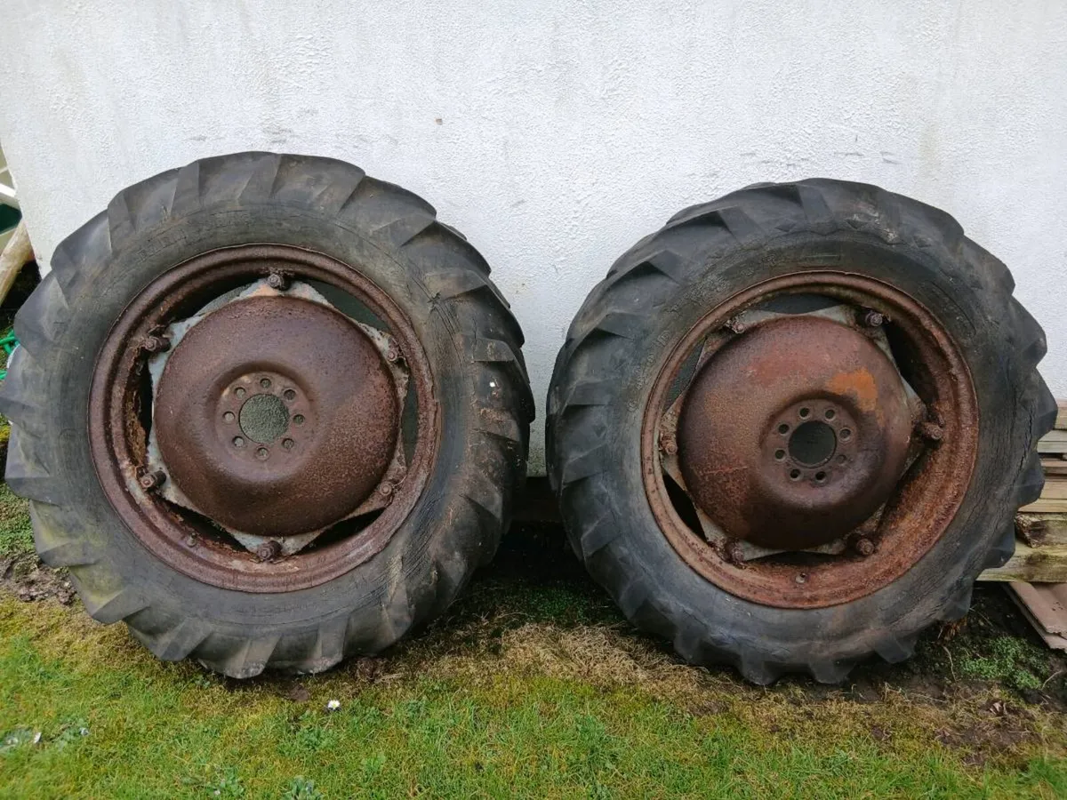 Tractor wheels - Image 1