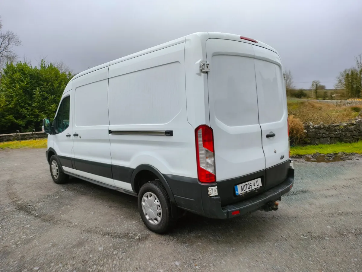 2017 Ford Transit RWD 350 Trend model - Image 3