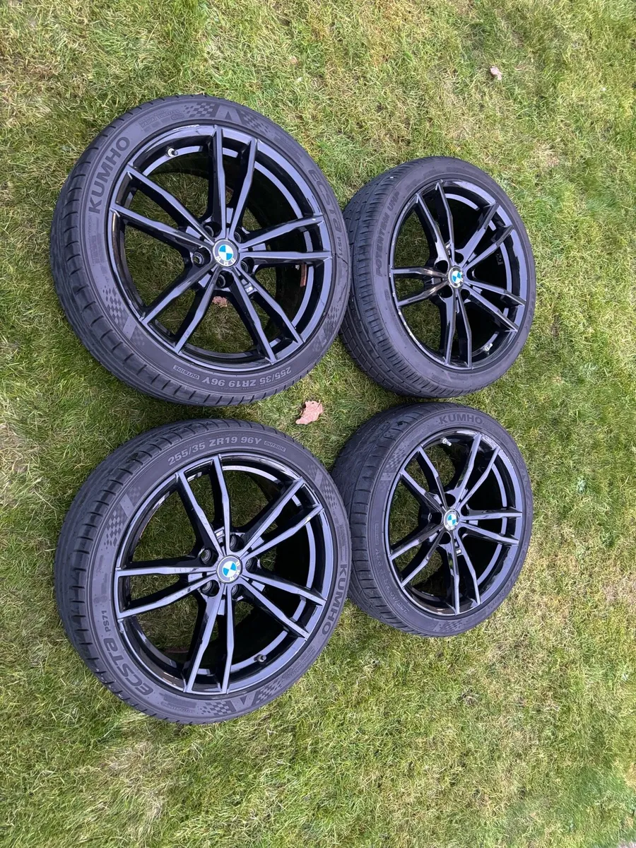 BMW g20 19’ wheels - Image 1