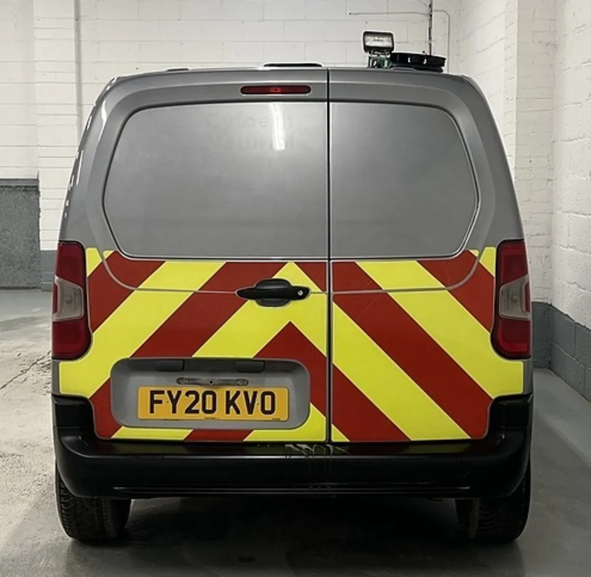 2020 Peugeot Partner Small Panel Van - Image 3