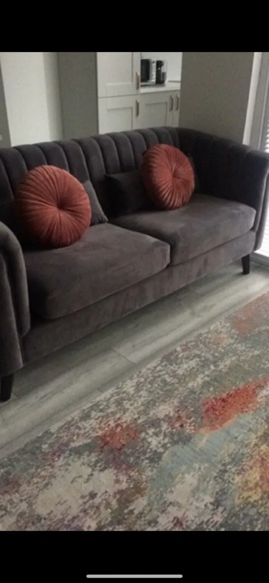 Tv storage unit - Image 2