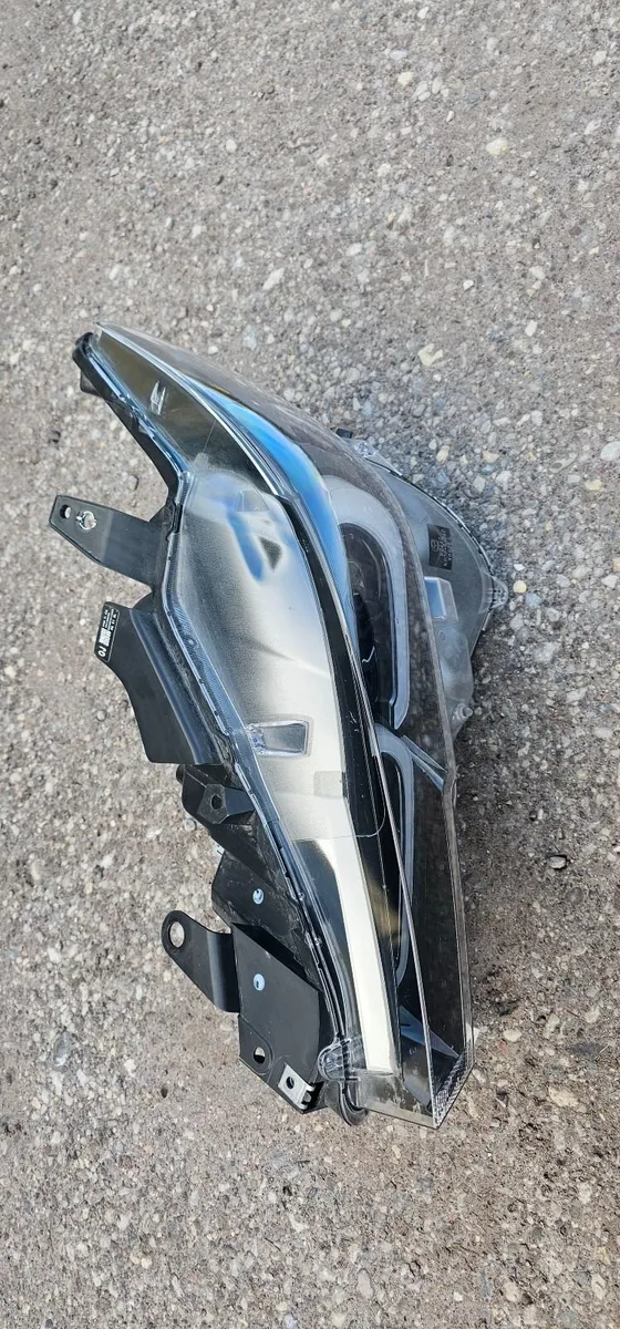 Mazda CX-5 Left side  2020 - 2025 headlight - Image 3