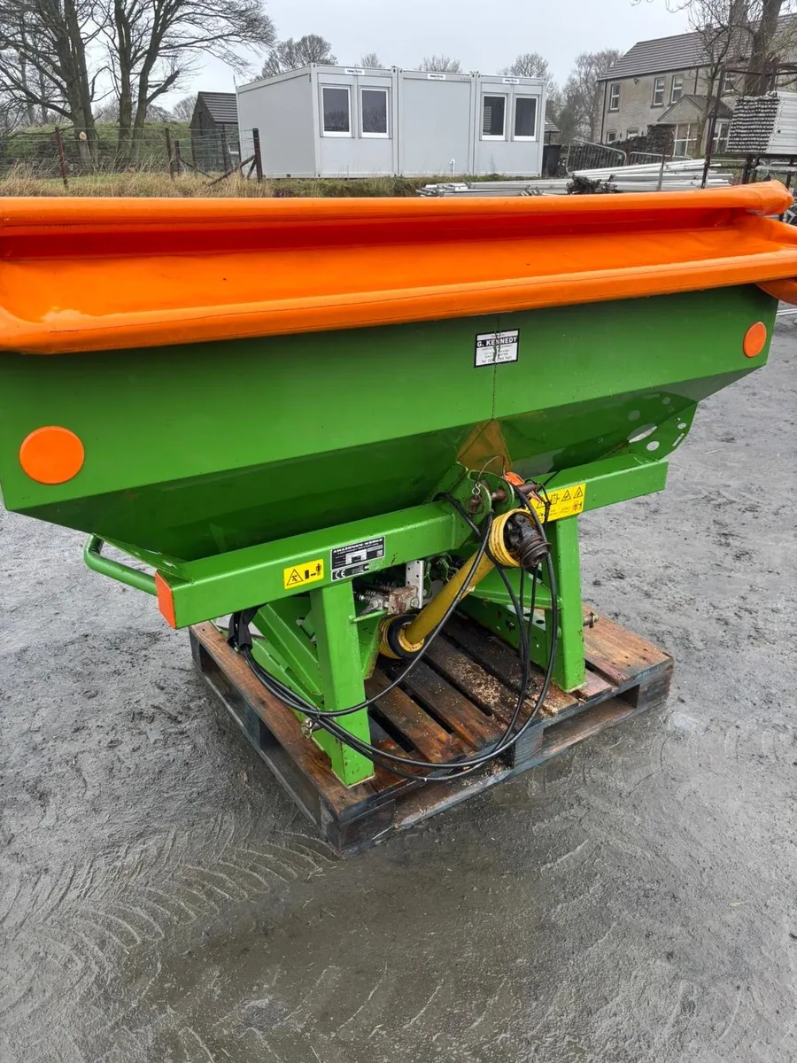 Amazone Fertiliser Sower ZX-A 1402 - Image 4