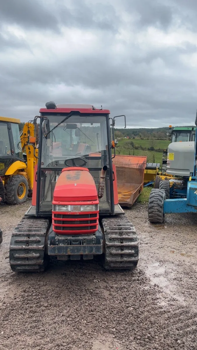 Tracked tractor - Image 3